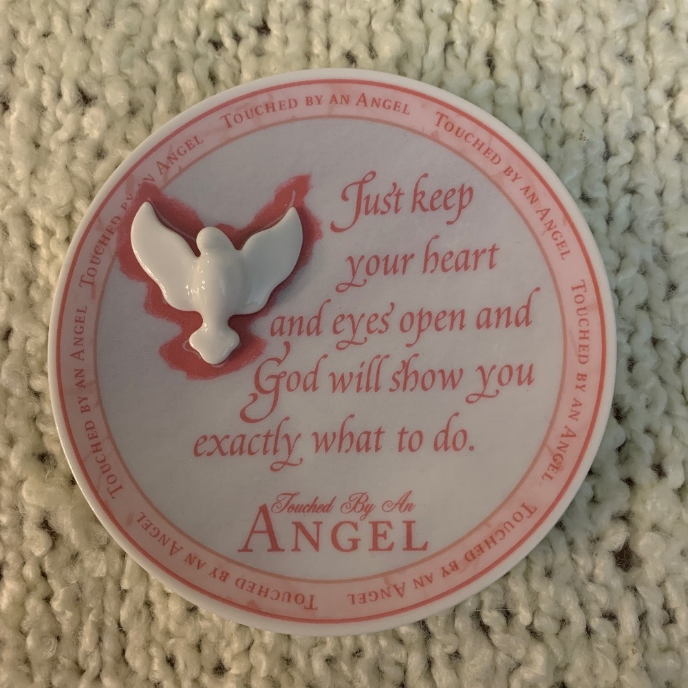 Enesco collectable plate,Touched By an Angel.
